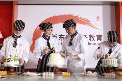 ֣���¶���ѧУѧ��