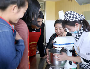 ������ѵ