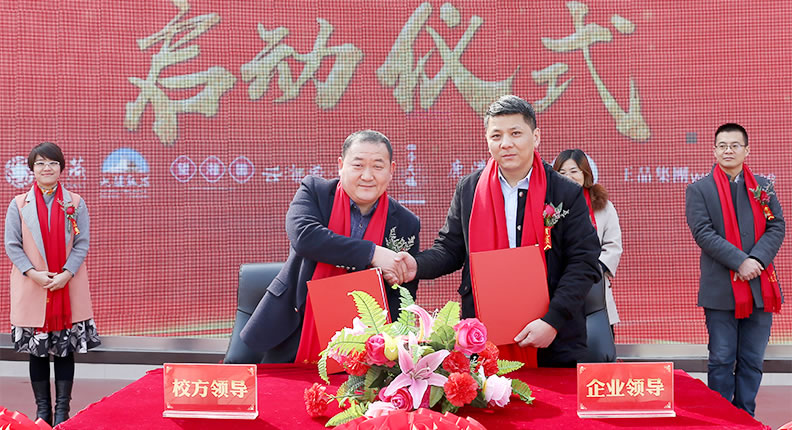 У����������