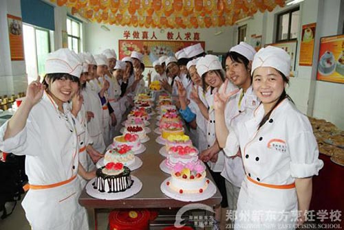 郑州新东方烹饪学校:学厨师创业当老板,厨师行