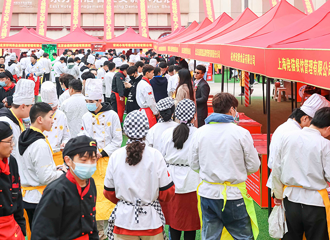 ������Ƹ��